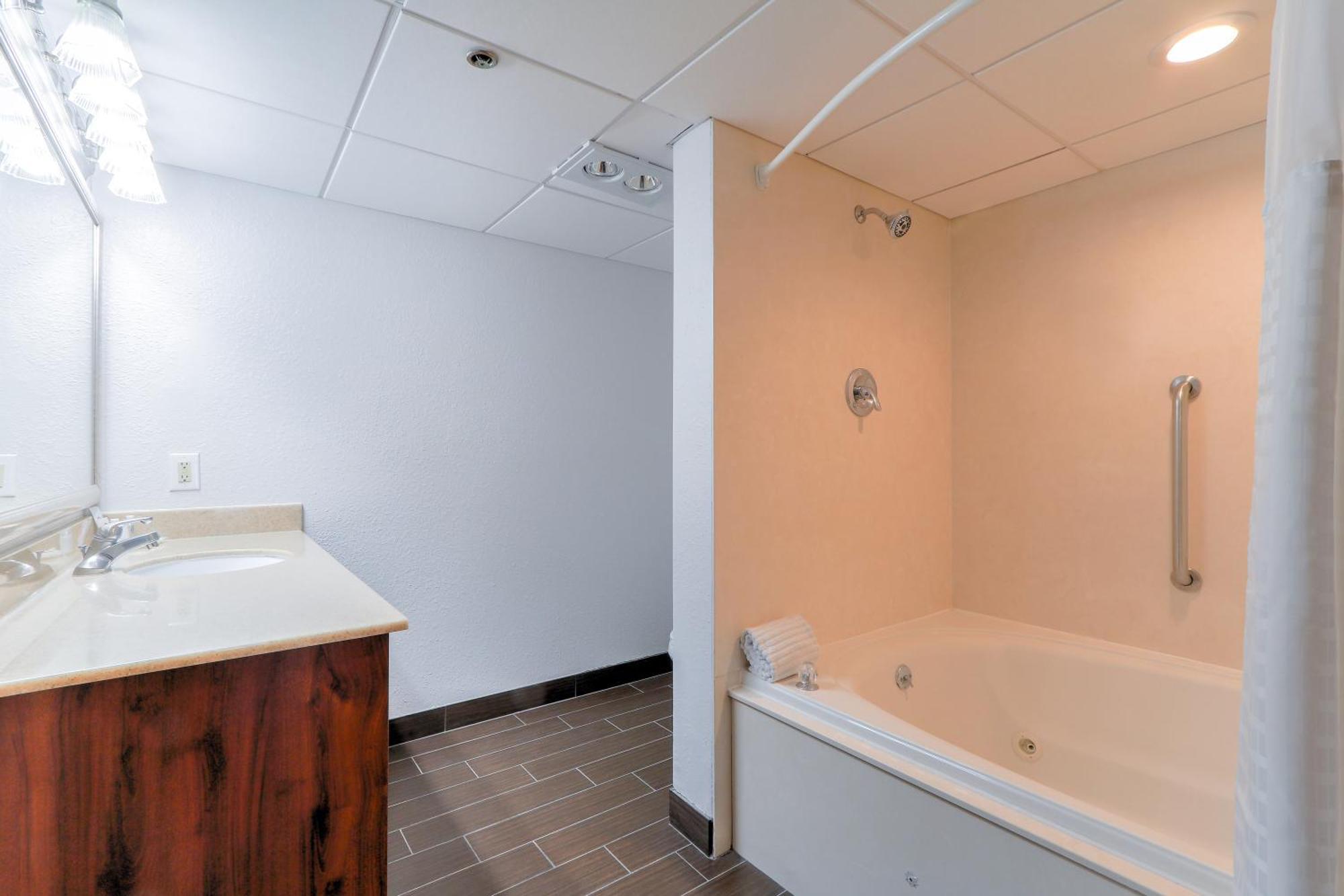 Comfort Inn & Suites At Dollywood Lane Pigeon Forge Bagian luar foto