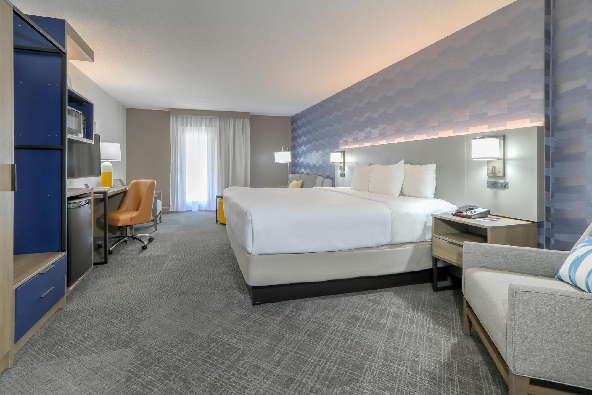 Comfort Inn & Suites At Dollywood Lane Pigeon Forge Bagian luar foto