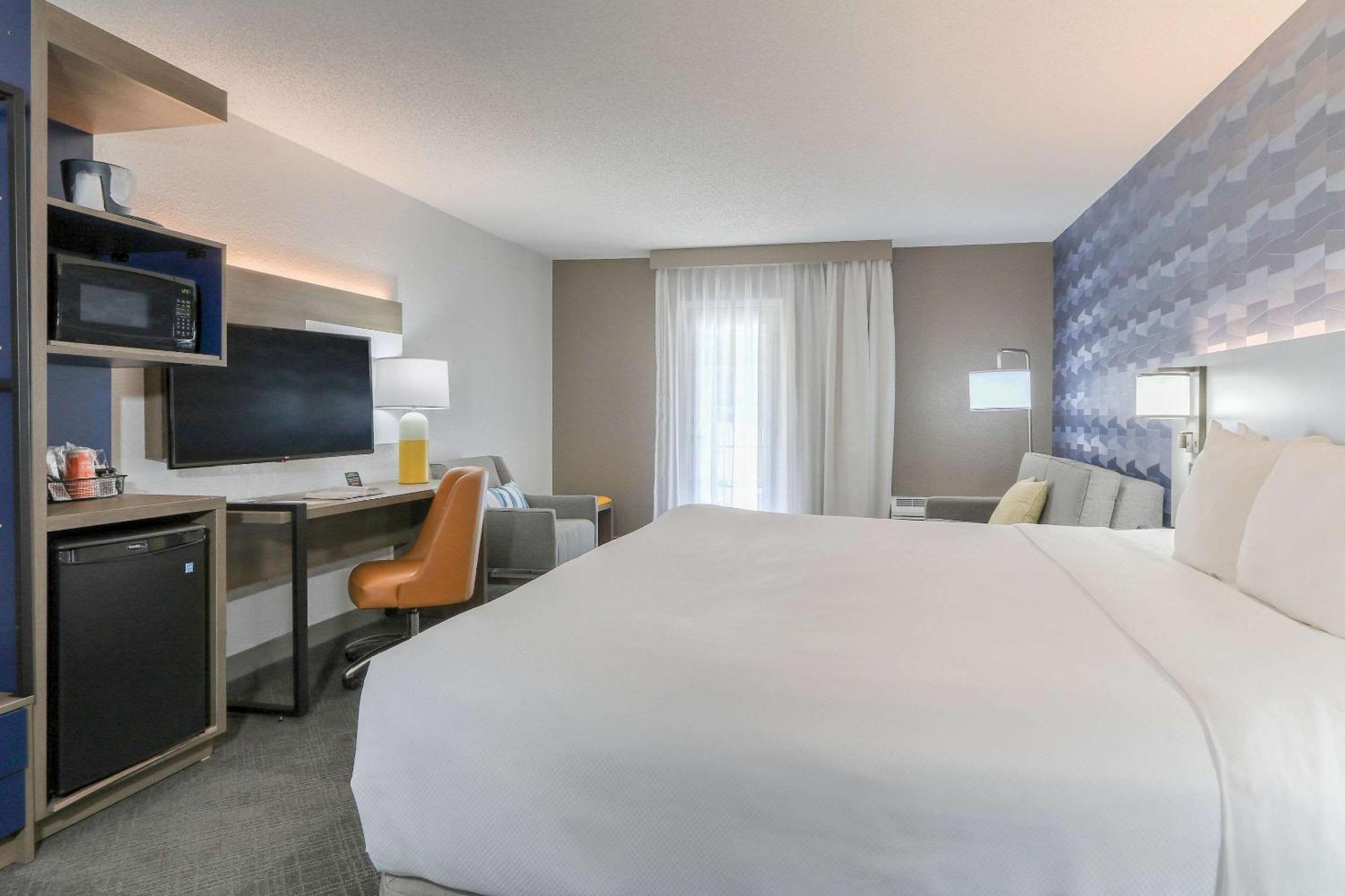 Comfort Inn & Suites At Dollywood Lane Pigeon Forge Bagian luar foto