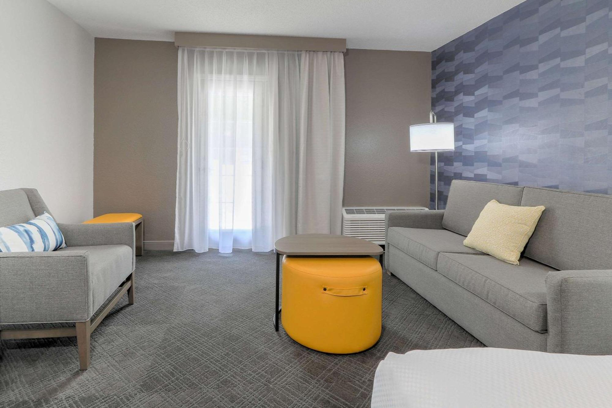 Comfort Inn & Suites At Dollywood Lane Pigeon Forge Bagian luar foto