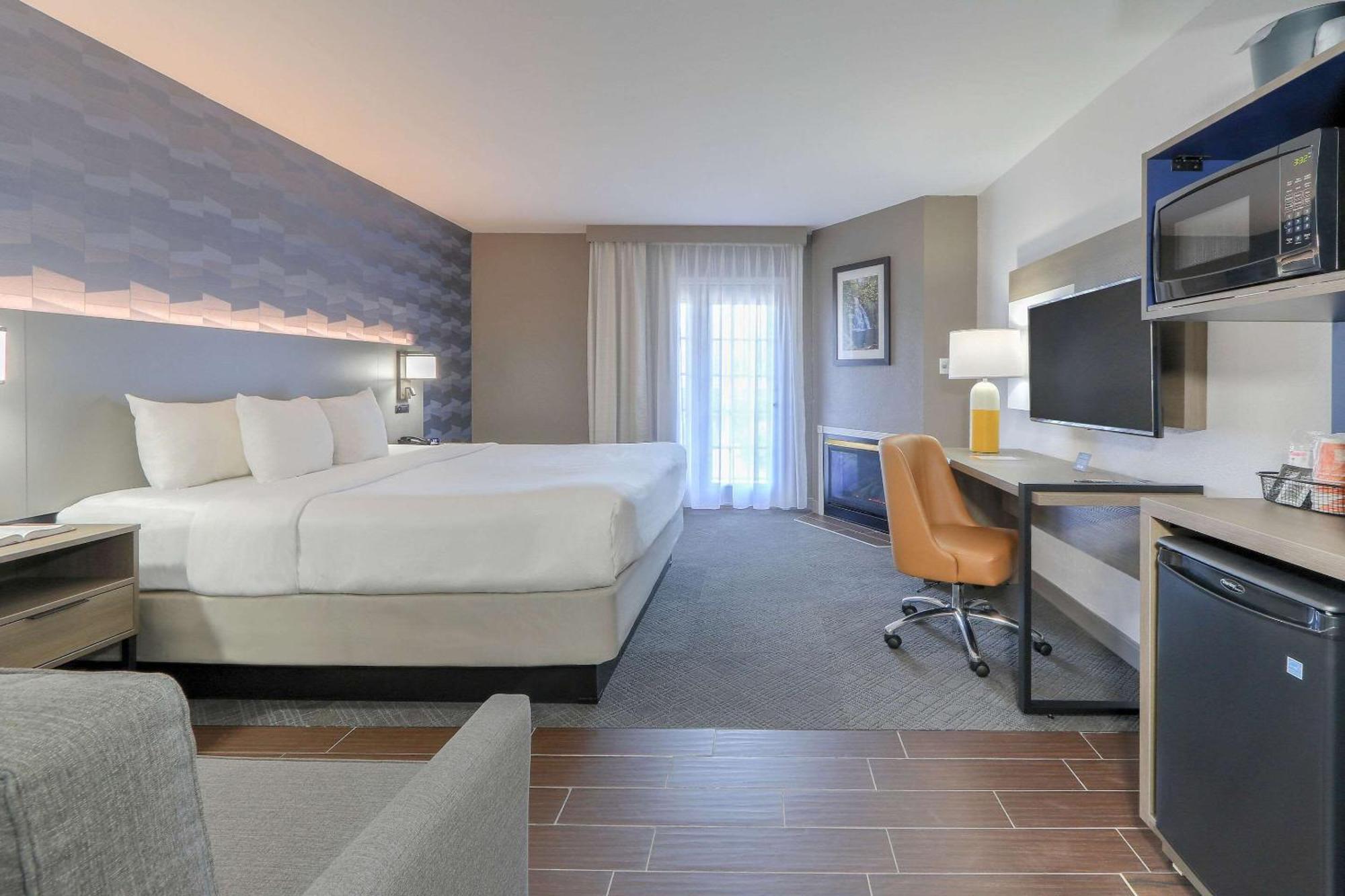 Comfort Inn & Suites At Dollywood Lane Pigeon Forge Bagian luar foto