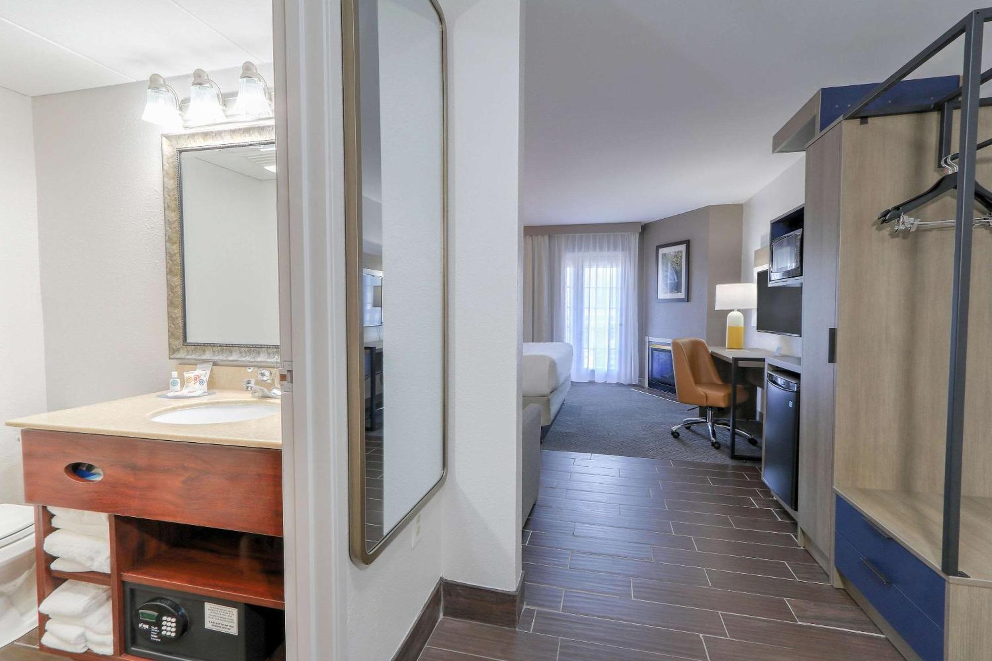 Comfort Inn & Suites At Dollywood Lane Pigeon Forge Bagian luar foto