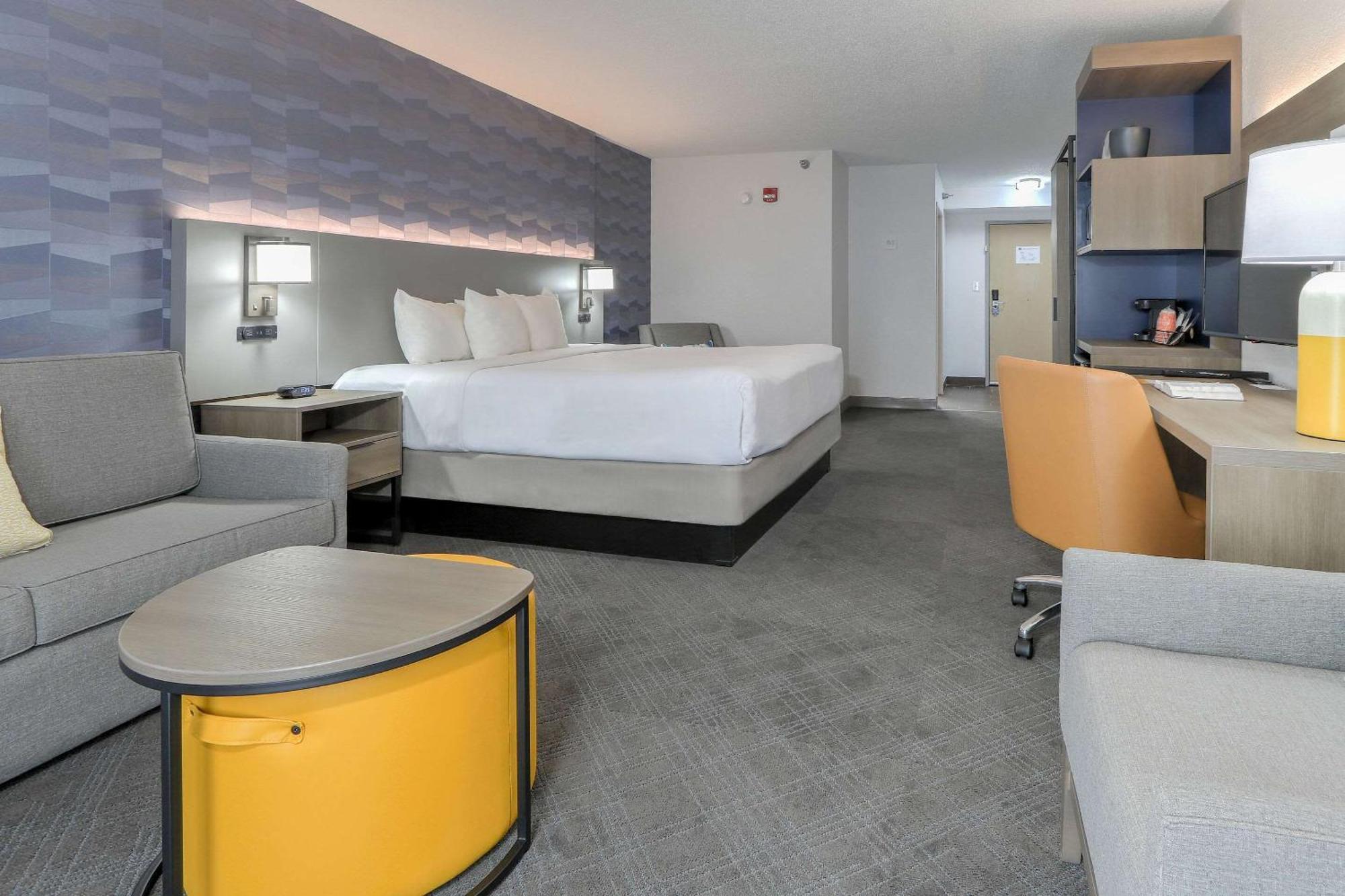 Comfort Inn & Suites At Dollywood Lane Pigeon Forge Bagian luar foto